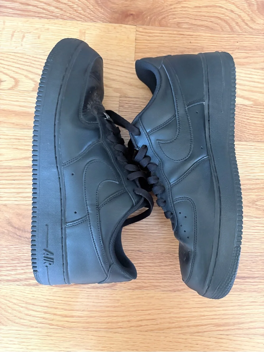 Men's Air Force 1 Matte Black Low-Top Lace-Up Sneakers